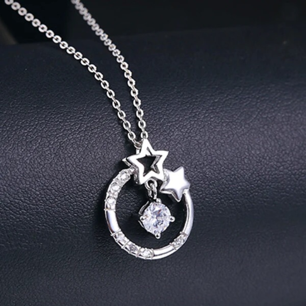 LUCKY STARS NECKLACE